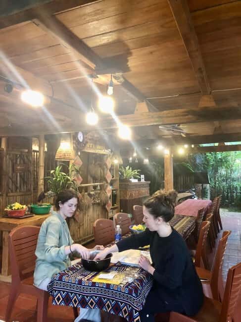 Ha Long Ninh Binh Mai Chau Pu Luong 6-day tour| Sale off 15% - FAQ