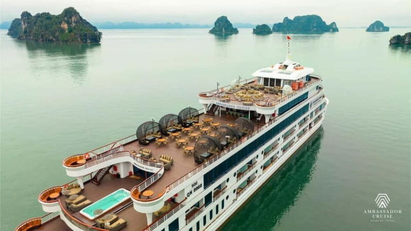 Ha Long: The biggest & luxurious cruise & Live music & Drink - The Sum Up