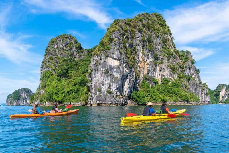 ha-long-tour-on-5-star-cruise-route-2-big-small-group-bus