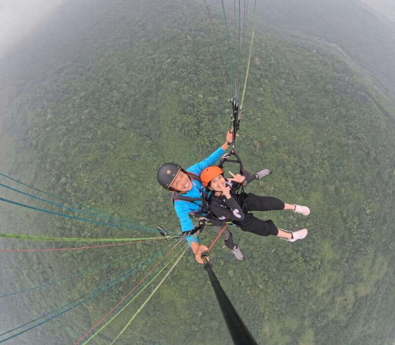 ha-noi-doi-bu-paragliding-experience