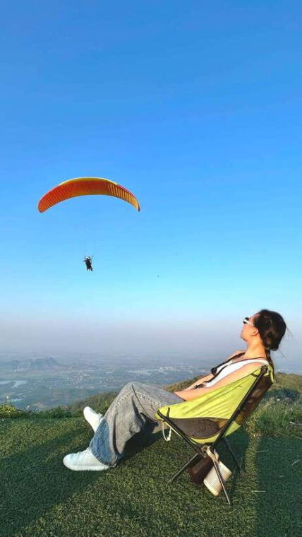ha-noi-doi-bu-paragliding-experience