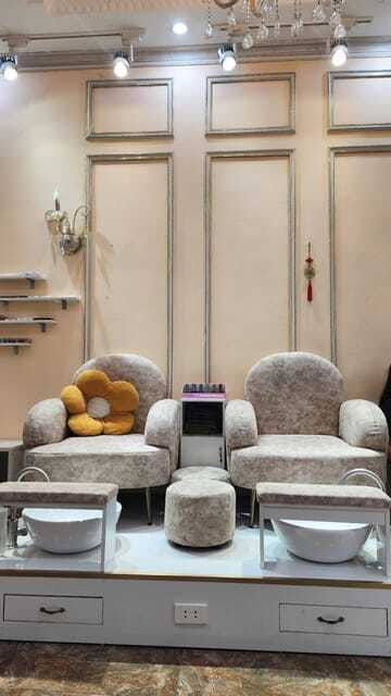ha-noi-foot-massage-service-with-our-skilled-therapists