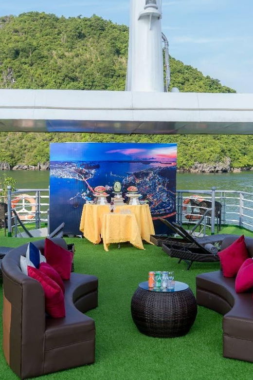 ha-noi-ha-long-bay-1-day-luxury-boat-buffet-lunch-party