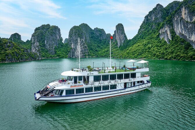Ha Noi: Ha Long Bay 5 Star Cruise with Live Music & Buffet Lunch - Final Thoughts: Who Will Love This Tour?