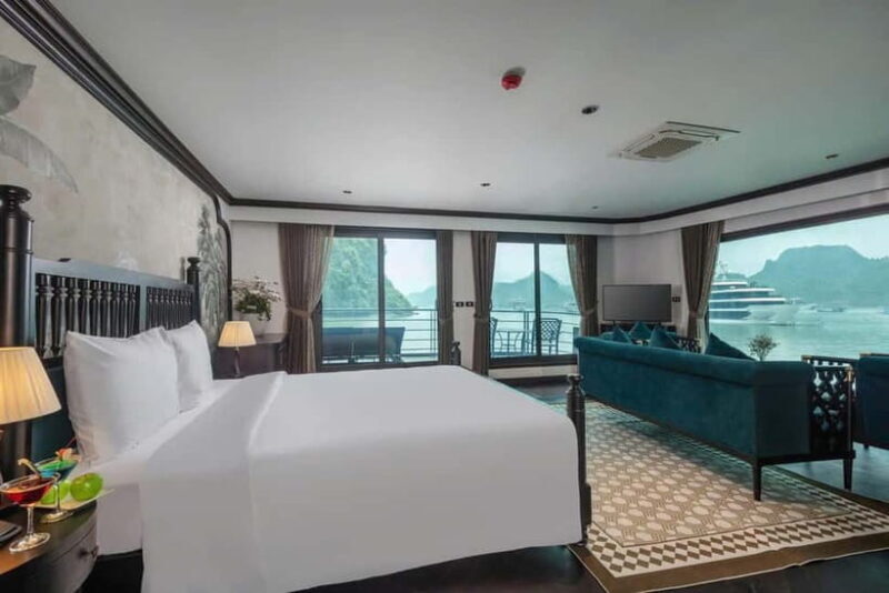 Ha Noi: Ha Long Bay and Lan Ha Bay 2 days 1 night w Transfer - An In-Depth Look at the 2-Day Itinerary