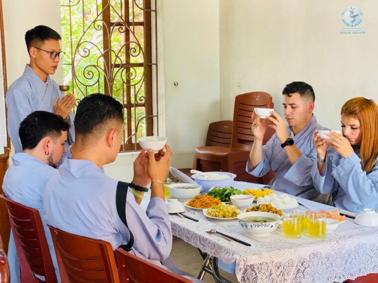 ha-noi-half-day-mindfulness-meditation-retreat