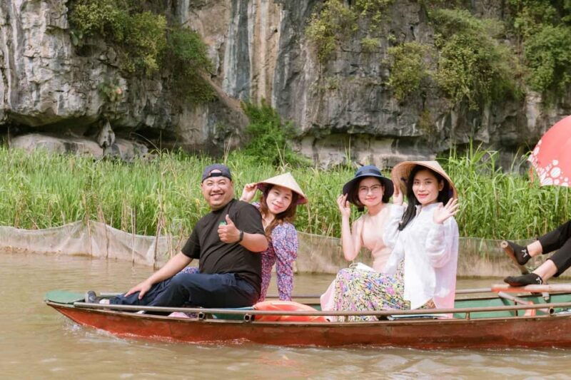 ha-noi-hoa-lu-tam-coc-mua-cave-buffet-lunch-cycling