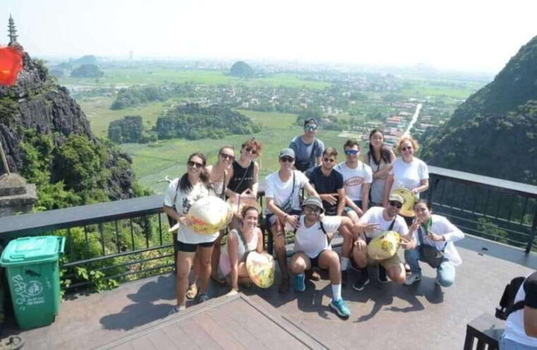 ha-noi-hoa-lu-trang-an-mui-cave-fullday-private-trip
