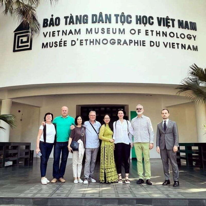 ha-noi-luxury-city-half-day-tour_morning