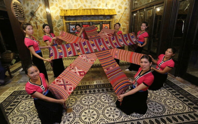 ha-noi-mai-chau-pu-luong-2-days-1-night-trekking-tour