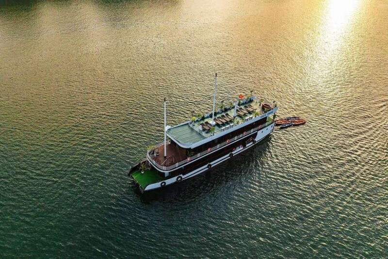 ha-noi-private-boat-5-cabins-lan-ha-bay-ha-long-bay