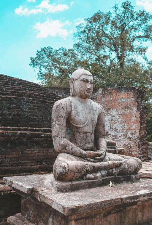 habarana-polonnaruwa-sigiriya-and-dambulla-day-tour
