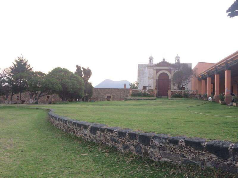 hacienda-tochatlaco-historical-visit-inside-the-main-house