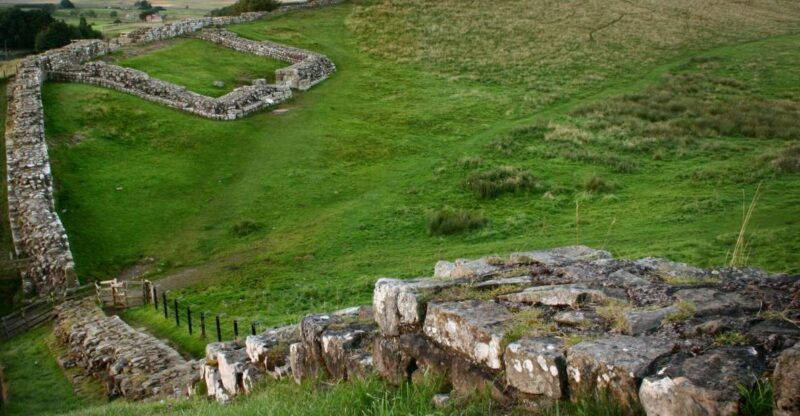 hadrians-wall-4-5-hour-guided-tour