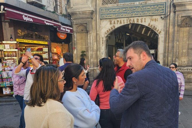 hagia-sophia-basilica-cistern-grand-bazaar-skip-the-ticket-line