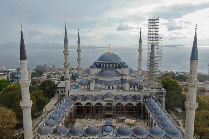 hagia-sophia-blue-mosque-hippodrome-guided-tours