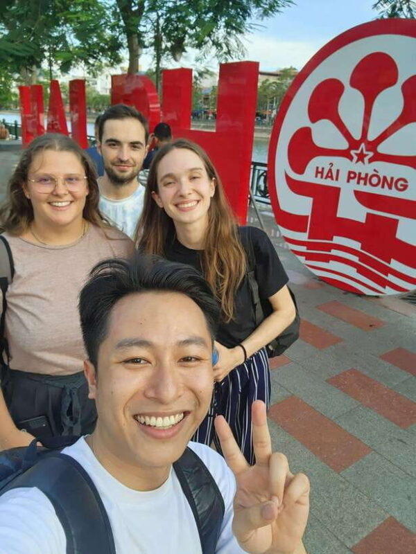 Hai Phong: Train Ride with Market Tour and Local Food - Exploring Historic and Cultural Landmarks