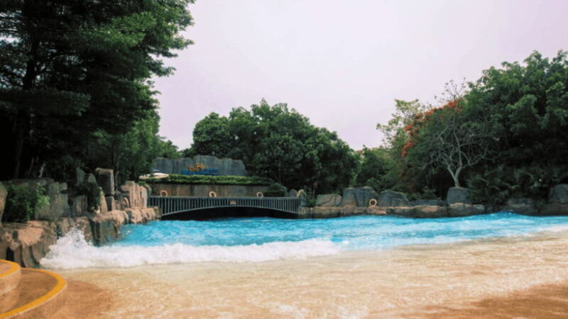 haikou-guanlan-lake-hot-spring-valley-water-park