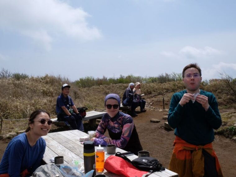 hakone-traverse-the-hakone-caldera-and-enjoy-onsen