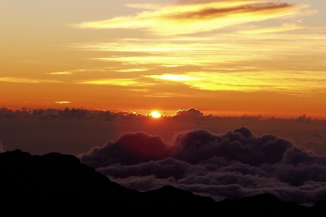 Haleakala Sunrise Tour with Breakfast and West Side Pickup - Key Points