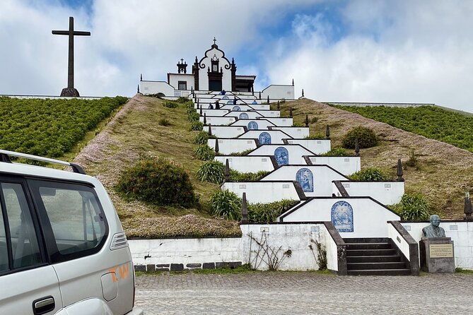 half-day-4x4-private-tour-from-ponta-delgada-azores