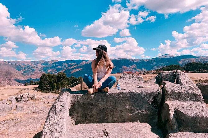 half-day-acclimatization-hike-with-llamas-and-alpacas-in-cusco