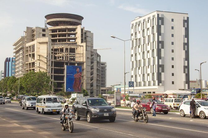 Half Day Accra City Sightseeing Tour With Guide - Who Should Consider This Tour?