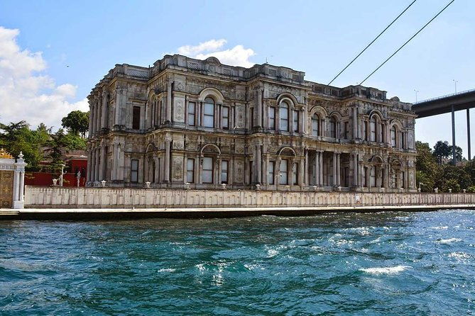 half-day-afternoon-istanbul-asia-tour-with-beylerbeyi-palace