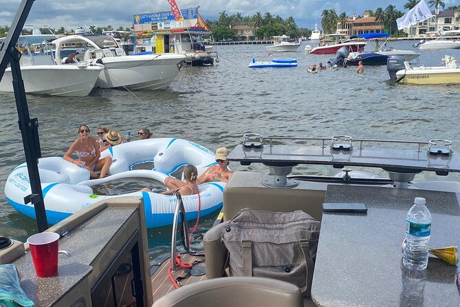 half-day-aqua-patio-party-pontoon-1-6-people