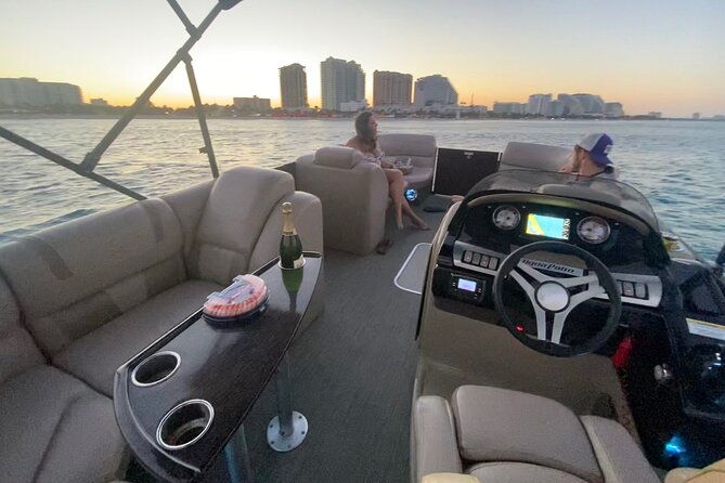 half-day-aqua-patio-party-pontoon-1-6-people