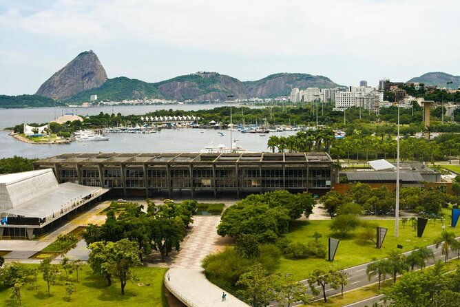 half-day-architecture-walking-tour-in-rio
