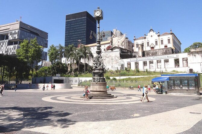 half-day-architecture-walking-tour-in-rio