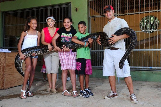 half-day-aruba-animal-sanctuary-guided-tour