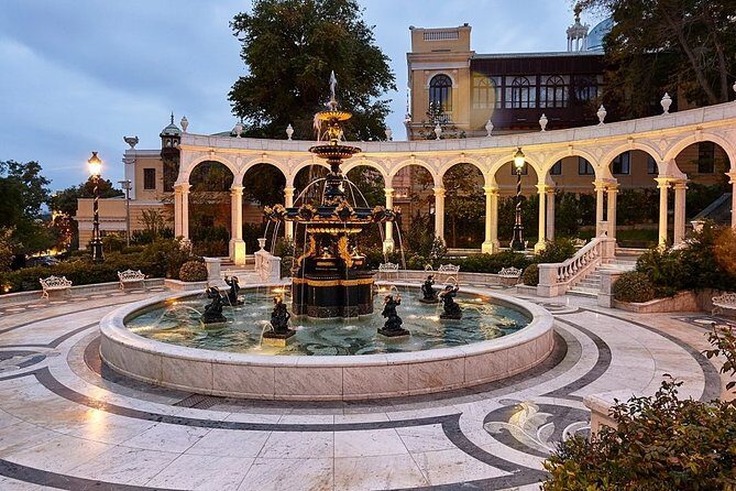 Half-Day Baku Private Walking Tour with Pickup - A Closer Look at What You Can Expect