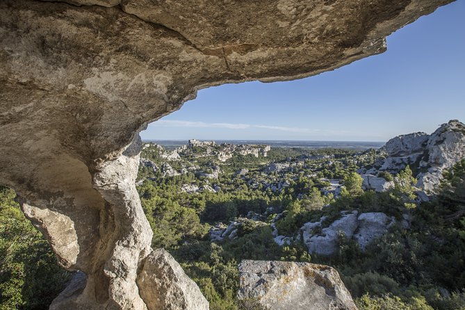 half-day-baux-de-provence-and-luberon-tour-from-avignon