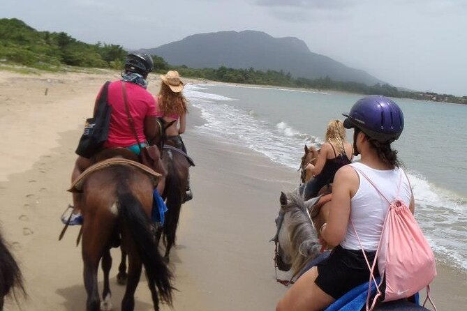 half-day-beach-horse-back-riding-in-puerto-plata