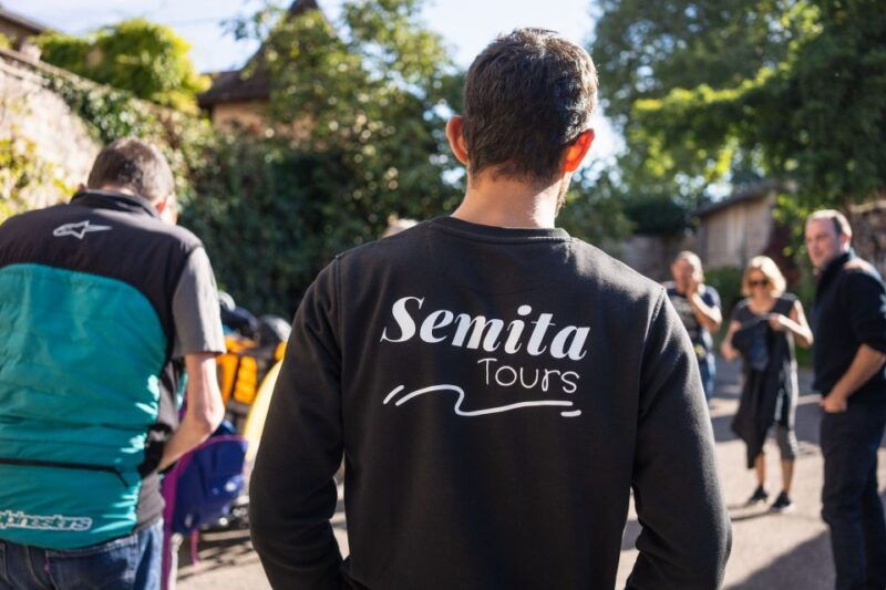 half-day-bike-guided-in-beaujolais-mont-brouilly-and-wine