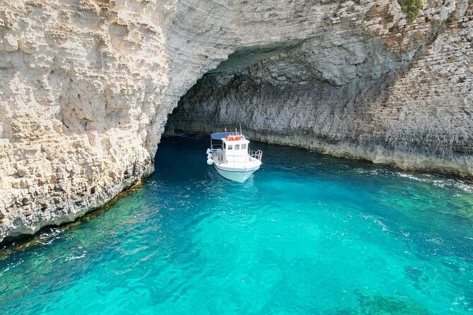 half-day-blue-lagoon-comino-gozo-and-malta-private-boat-trip