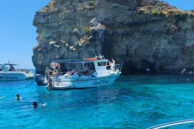 half-day-blue-lagoon-comino-gozo-and-malta-private-boat-trip