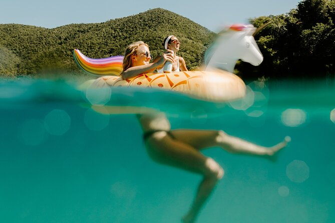 half-day-boat-charter-around-the-islands-of-st-thomas-and-st-john