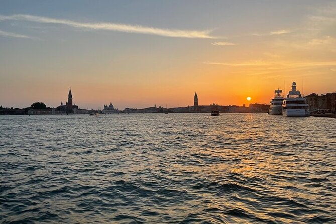 half-day-boat-tour-between-venice-and-the-islands-3