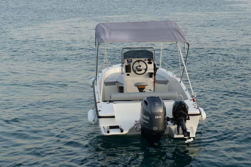 Half Day Boat trip from Marathi With Skipper - Key Points