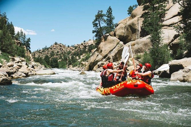 half-day-browns-canyon-rafting-adventure