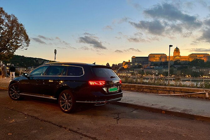 half-day-budapest-city-tour-by-car-minivan