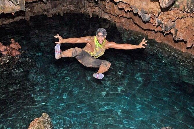 half-day-buggy-tour-to-water-cave-and-macao-beach