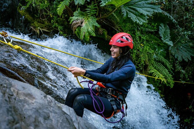 half-day-canyoning-activity-in-pucon