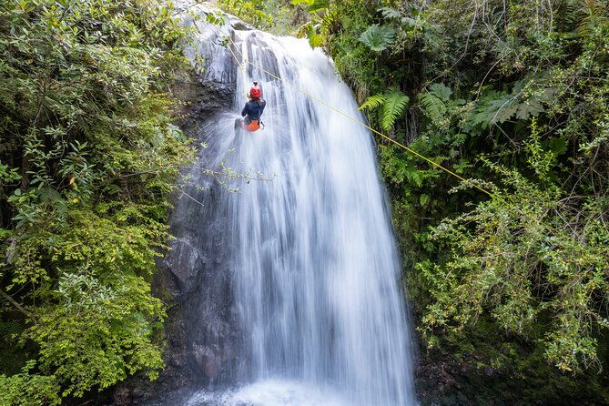 half-day-canyoning-activity-in-pucon