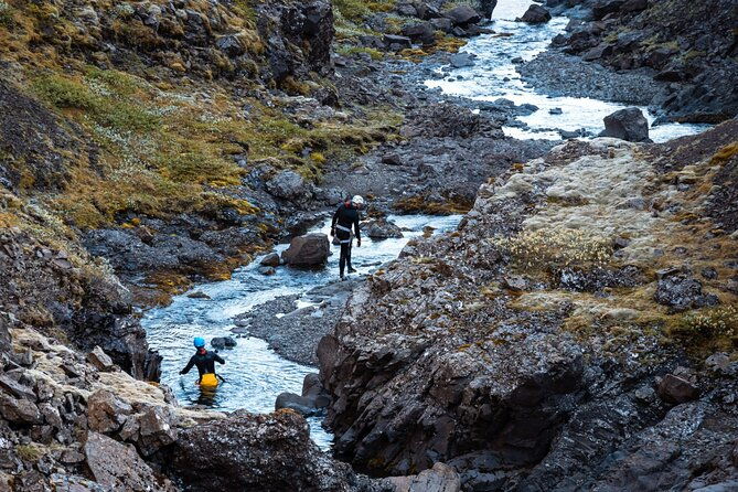 half-day-canyoning-under-vatnajokull