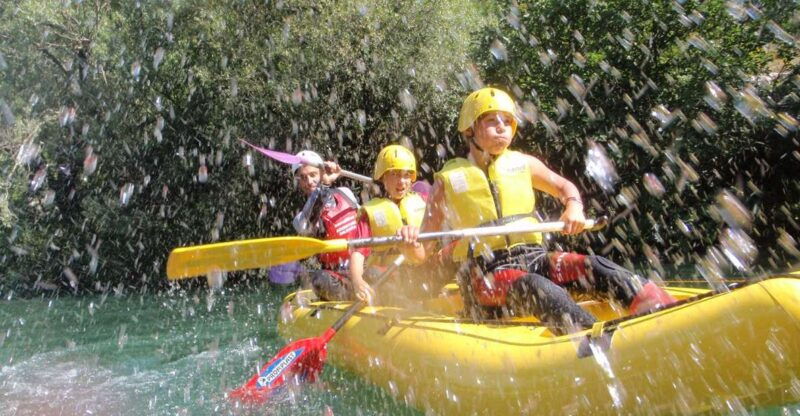 half-day-cetina-river-rafting