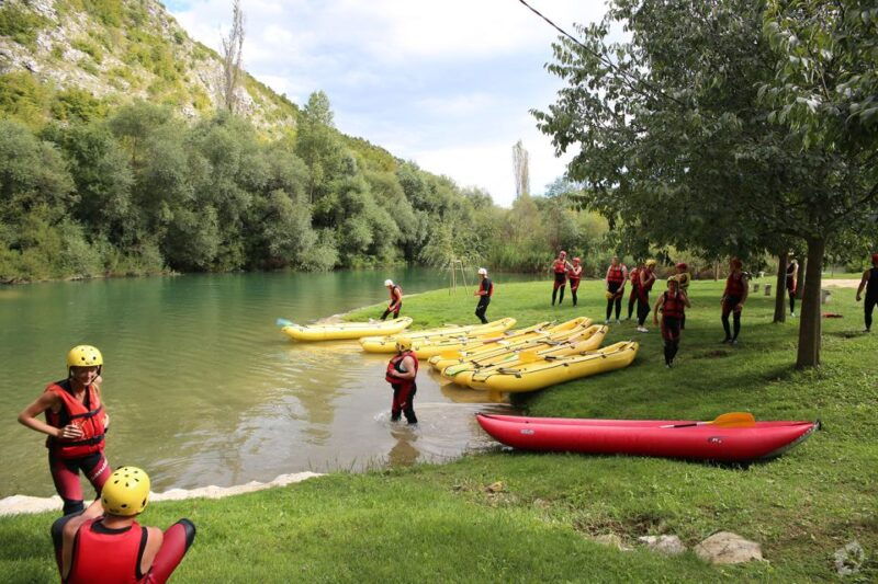 half-day-cetina-river-rafting